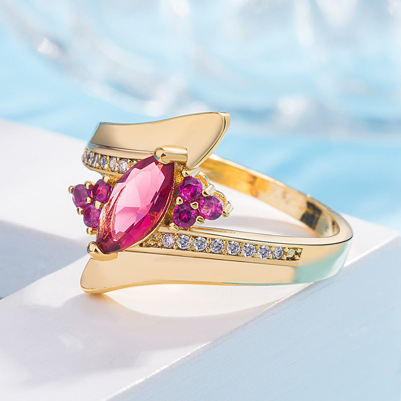 Creative Fashion Horse Eye Ring Electroplated 18K Color