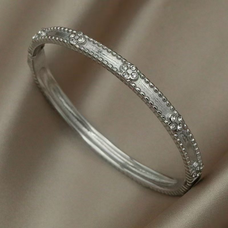 Mid-ancient Light Luxury Zircon Bracelet Niche Temperament Women